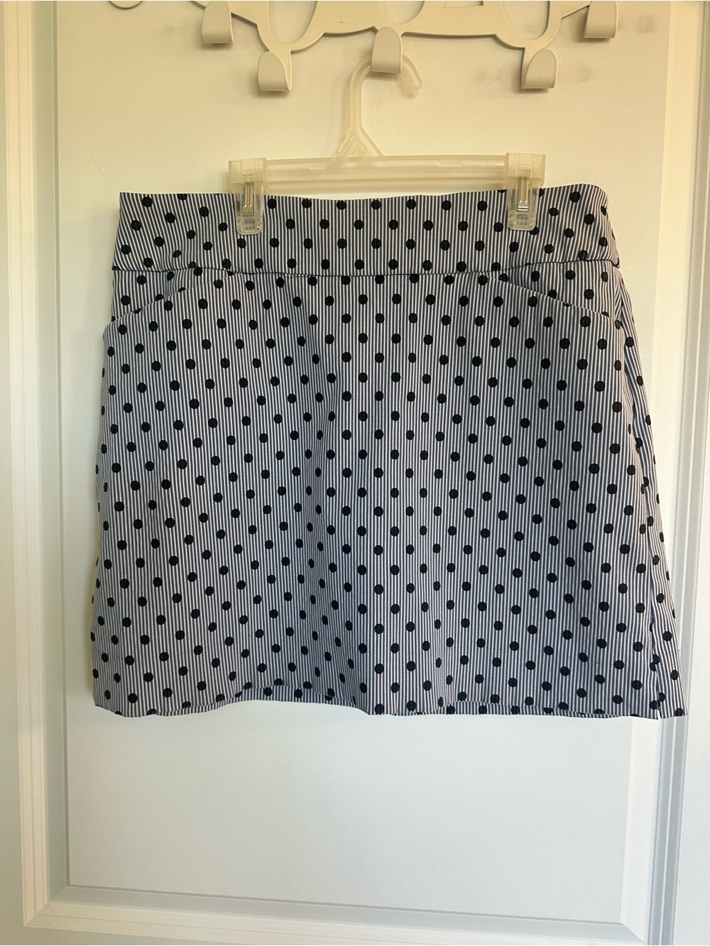 Charter Club White Skort with Navy Polka Dots